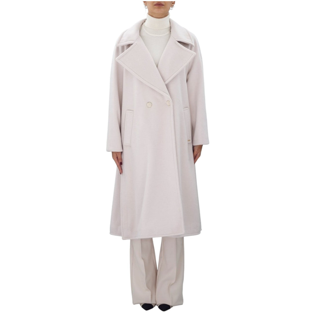 Abrigo blanco oversize de doble botonadura