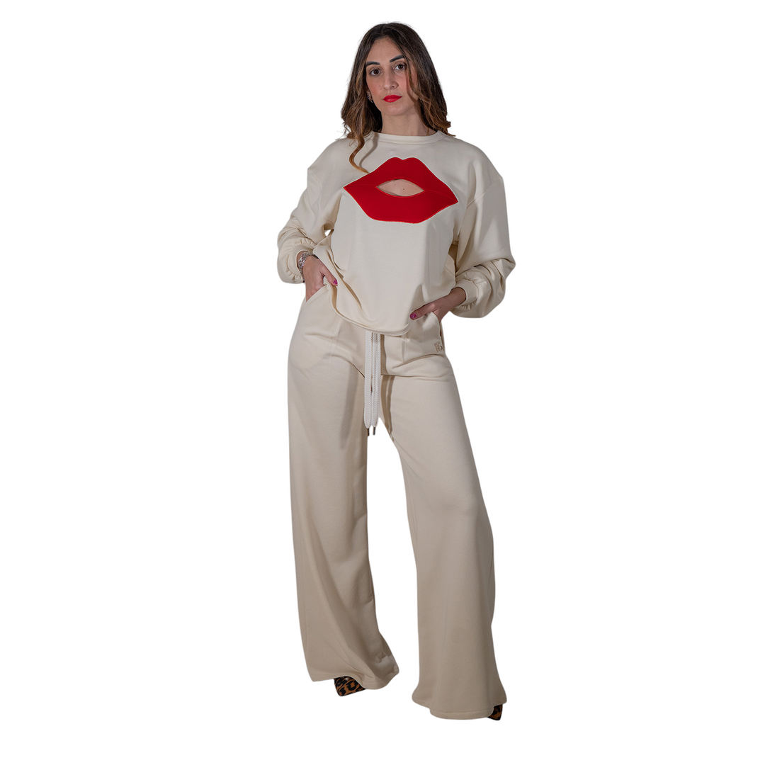 PANTALÓN CON BORDADO