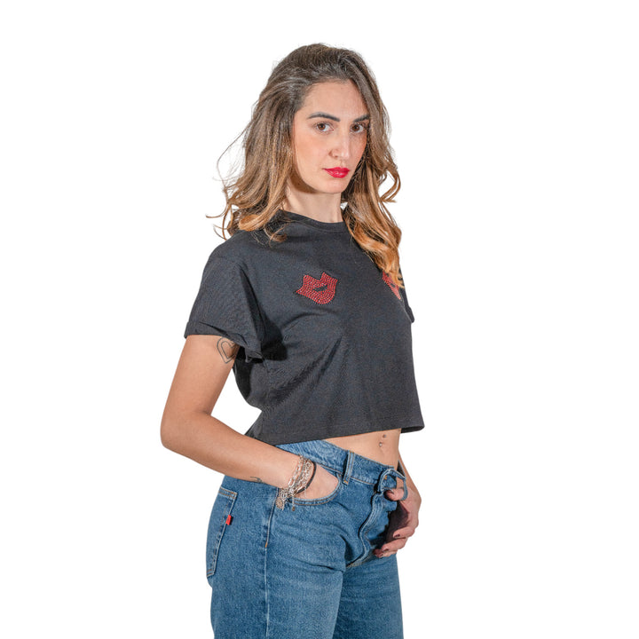 CROP ANIYE KISS NEGRO