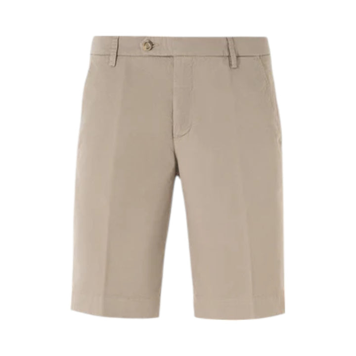 BERMUDAS CON BOLSILLOS AMERICANOS Y CINTURÓN CAMEL