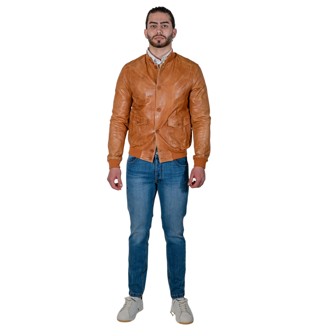 CHAQUETA CON BOTONES DE PIEL COÑAC