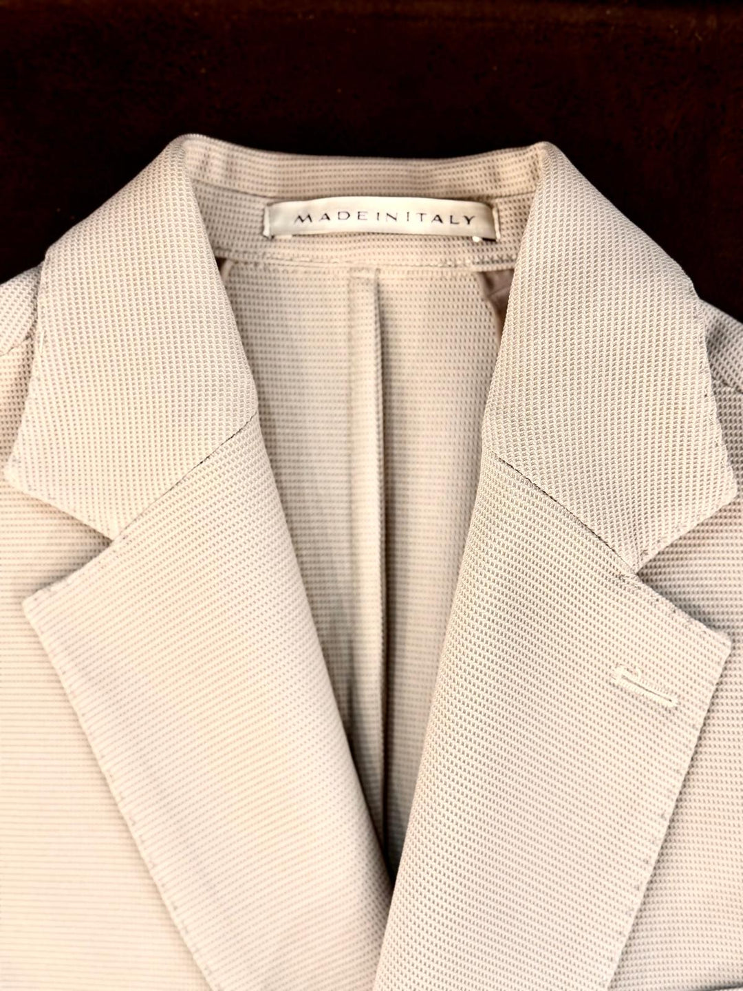 Traje Nido de Abeja Comfort Fit Beige