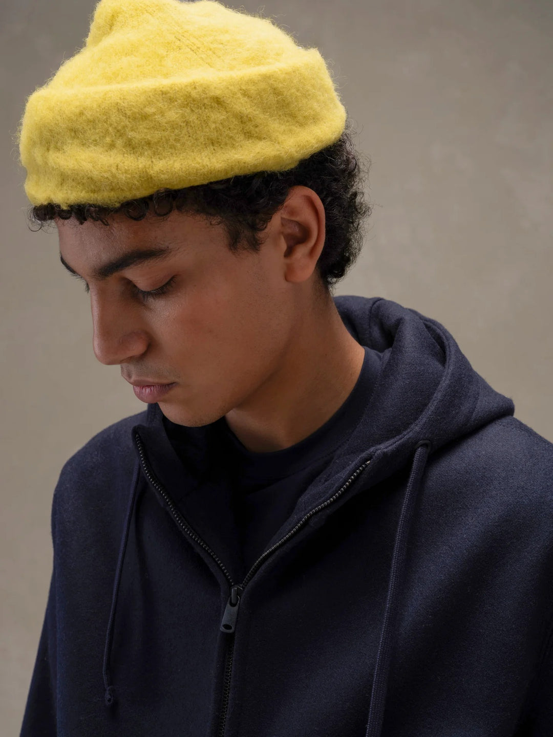 SUDADERA CON CAPUCHA Y CREMALLERA COMPLETA DE LANA AZUL OSCURO