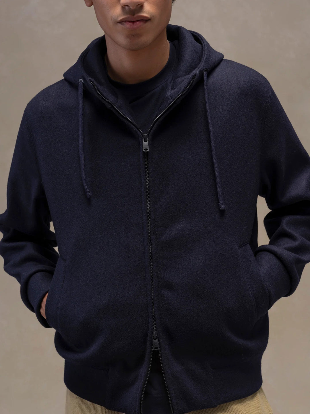SUDADERA CON CAPUCHA Y CREMALLERA COMPLETA DE LANA AZUL OSCURO