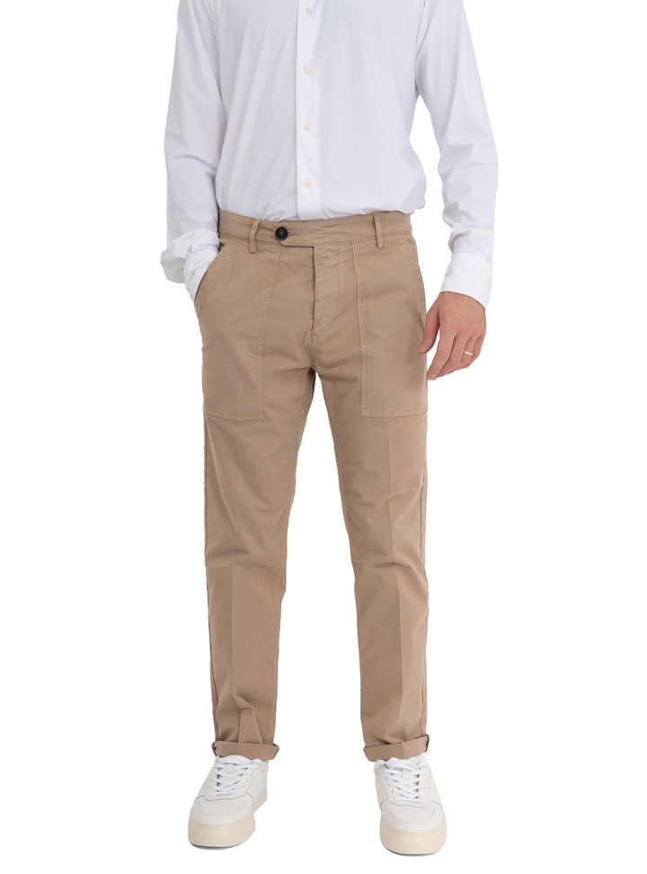 imagen-1-clark-pantalones-con-parches-beige-pantalones-wayne-t091-beige