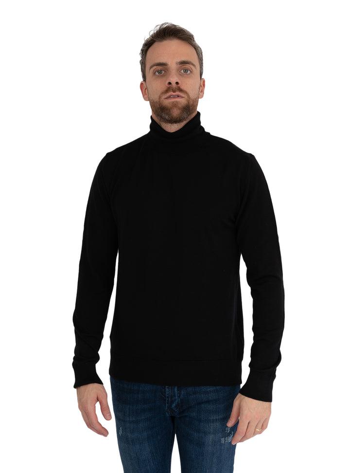 imagen-3-alexander-cuello-alto-lana-virgen-negro-prendas-de-punto-byron-negro