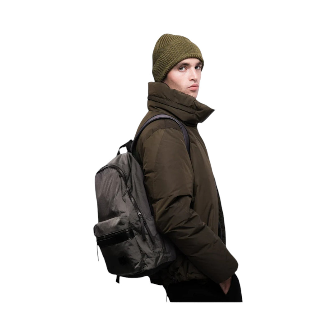 imagen-6-premiada-mochila-nylon-piel-gris-mochilas-blade-2119-gris